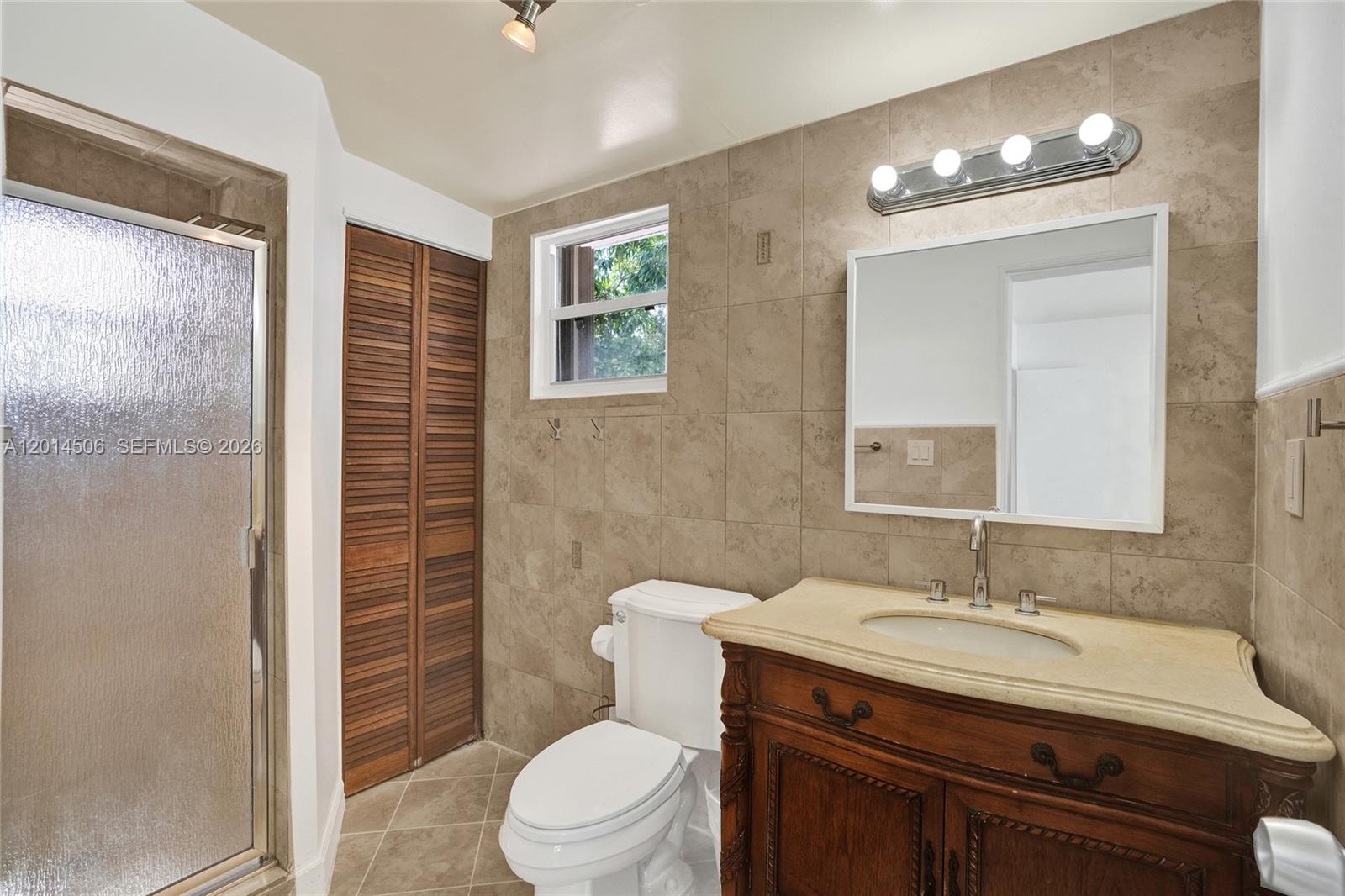 2420 SW 16th St, Miami FL 33145