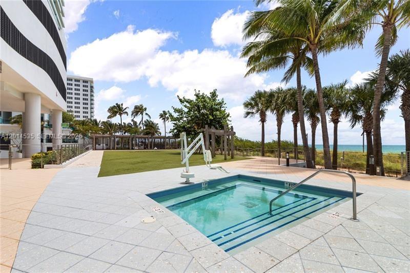 6801 Collins Ave #LPH09, Miami Beach FL 33141