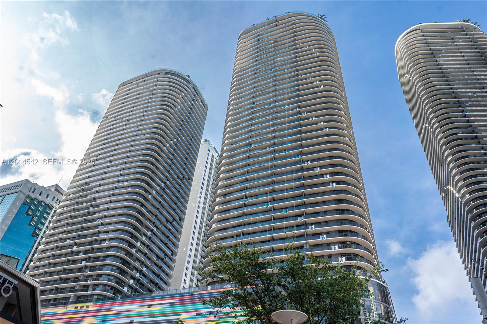 55 SW 9th St #3607, Miami FL 33130