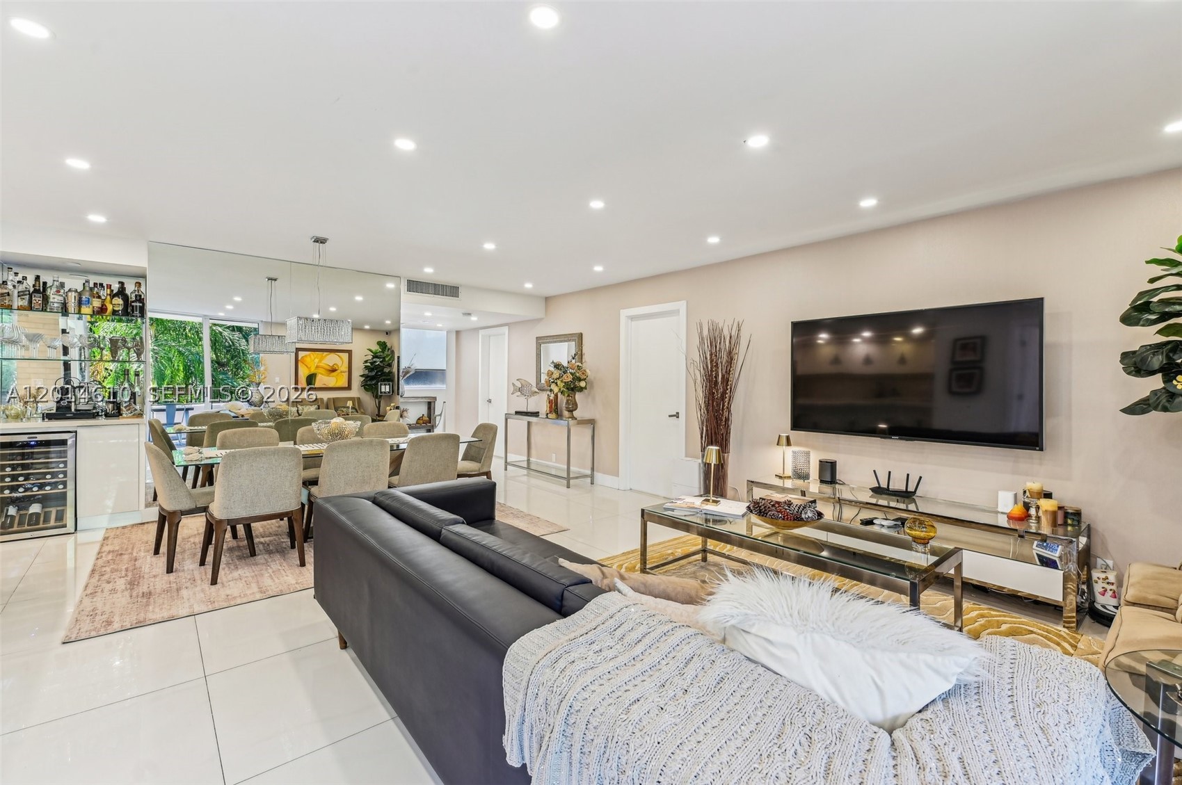 121 Crandon Blvd #251, Key Biscayne FL 33149