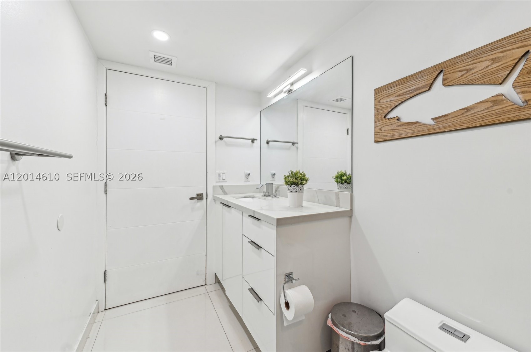 121 Crandon Blvd #251, Key Biscayne FL 33149