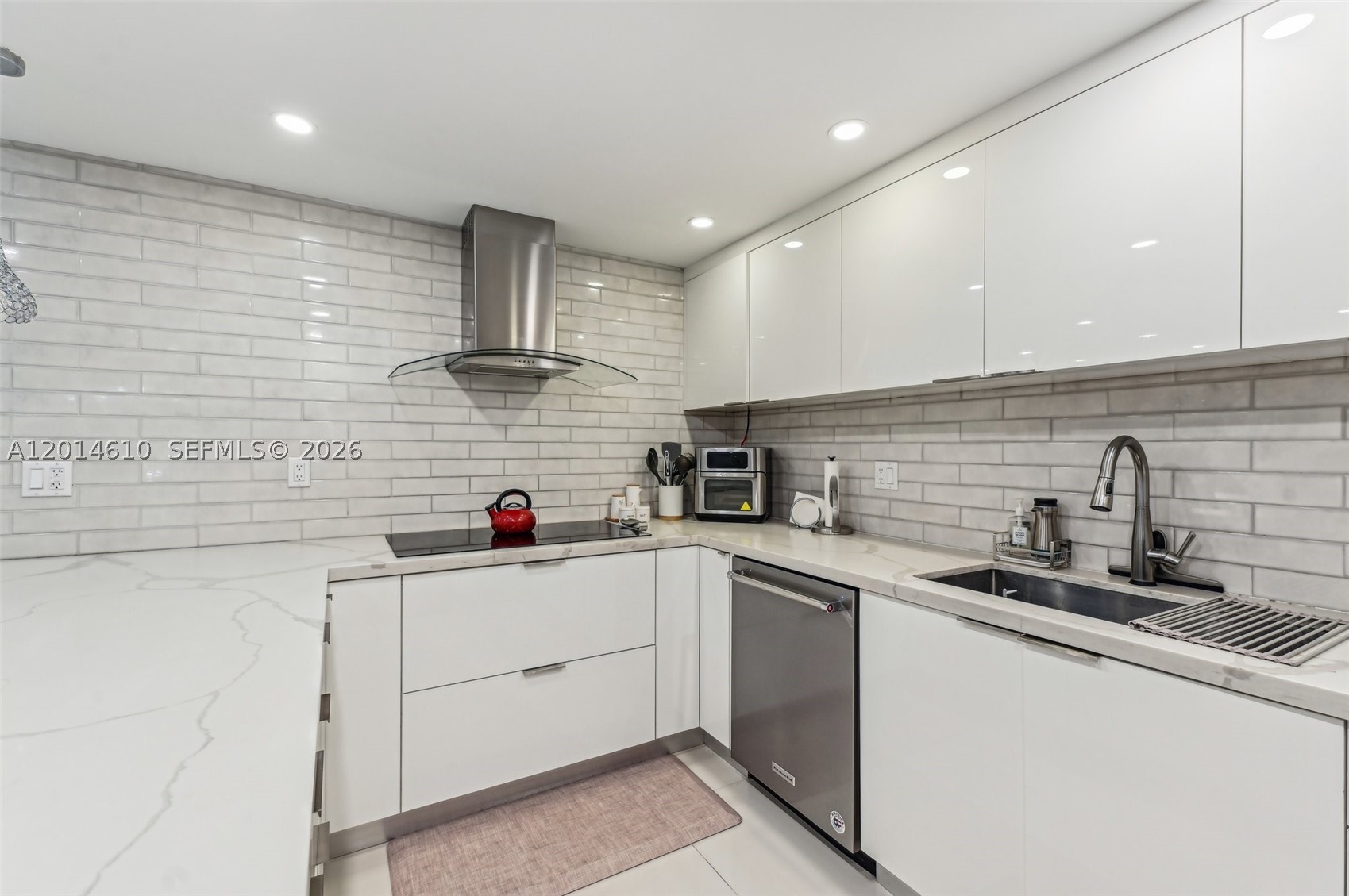 121 Crandon Blvd #251, Key Biscayne FL 33149