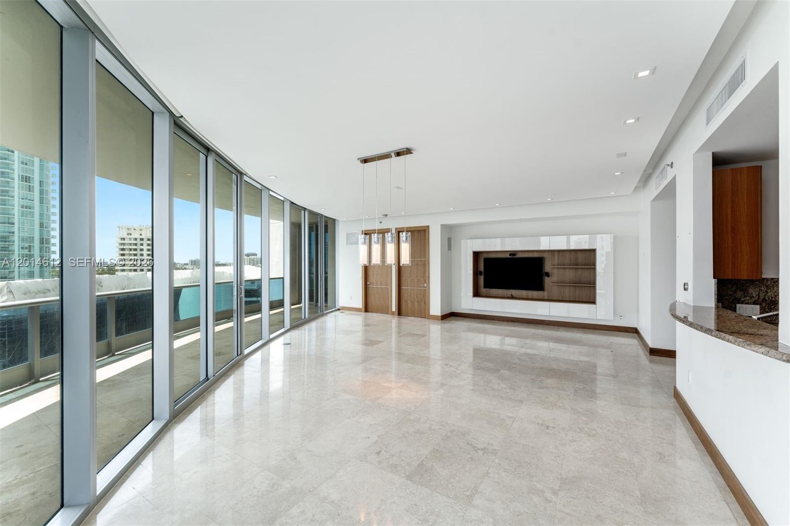 5959 Collins Ave #1001, Miami Beach FL 33140