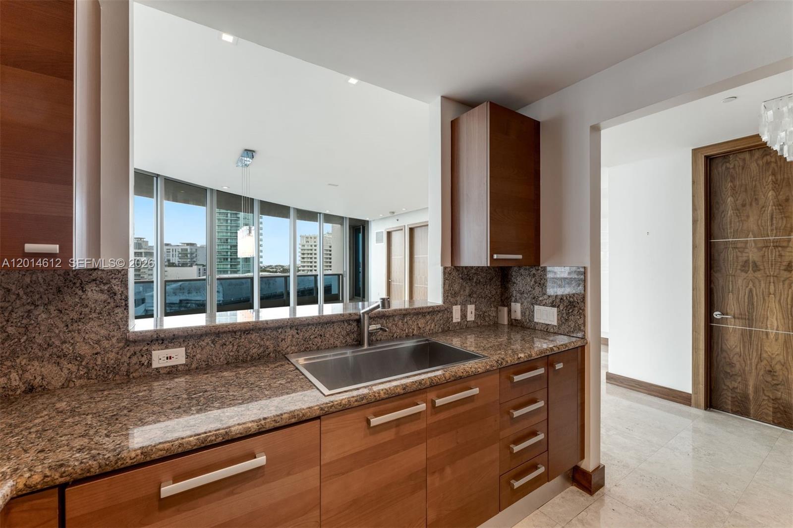 5959 Collins Ave #1001, Miami Beach FL 33140