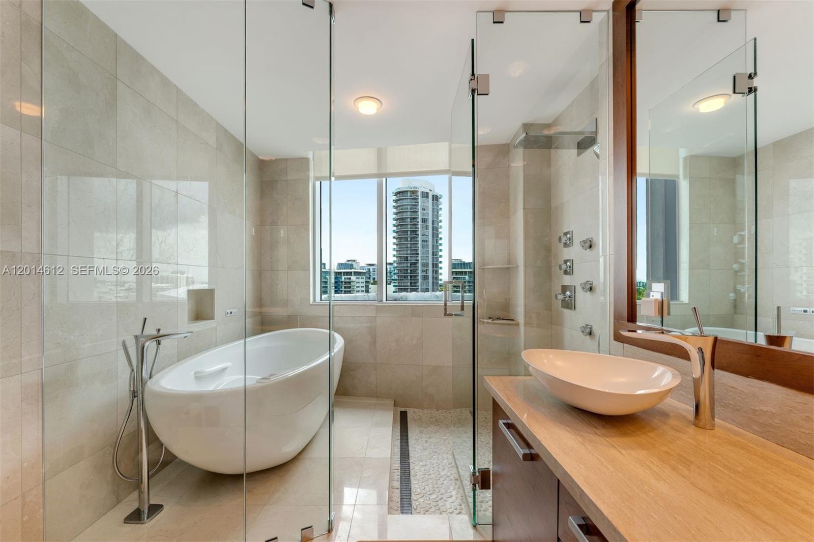 5959 Collins Ave #1001, Miami Beach FL 33140