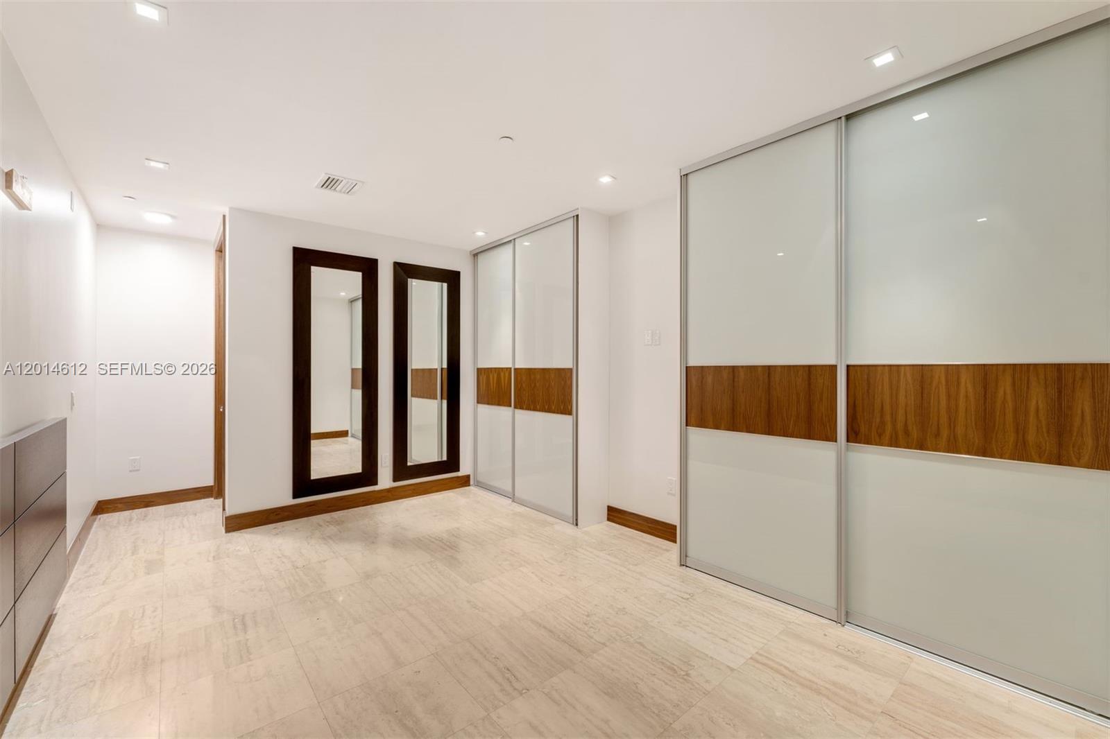 5959 Collins Ave #1001, Miami Beach FL 33140