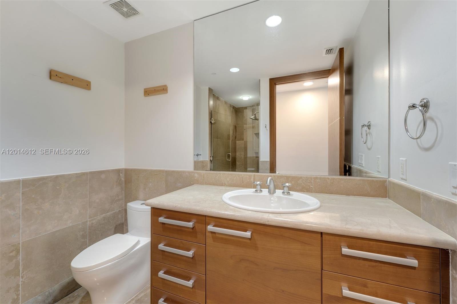 5959 Collins Ave #1001, Miami Beach FL 33140