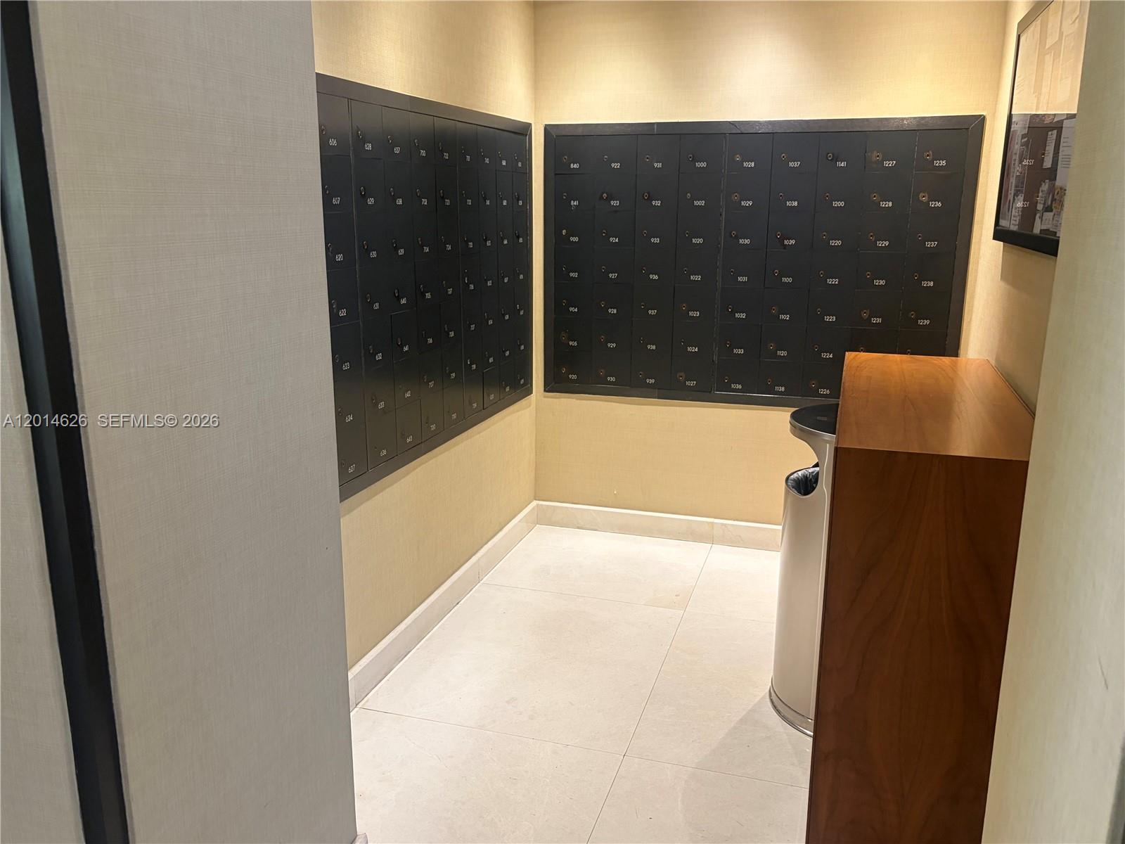201 Crandon Blvd #424, Key Biscayne FL 33149