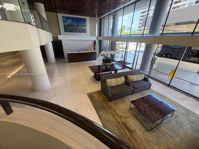 201 Crandon Blvd #424, Key Biscayne FL 33149