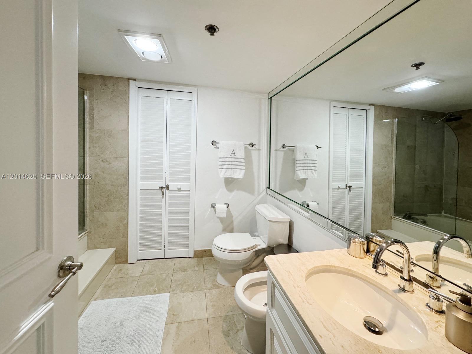 201 Crandon Blvd #424, Key Biscayne FL 33149