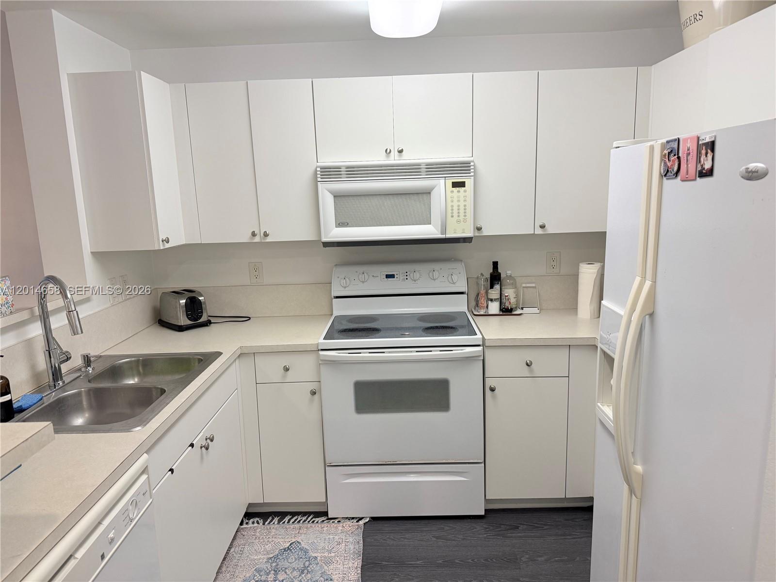 10 Aragon Ave #702, Coral Gables FL 33134