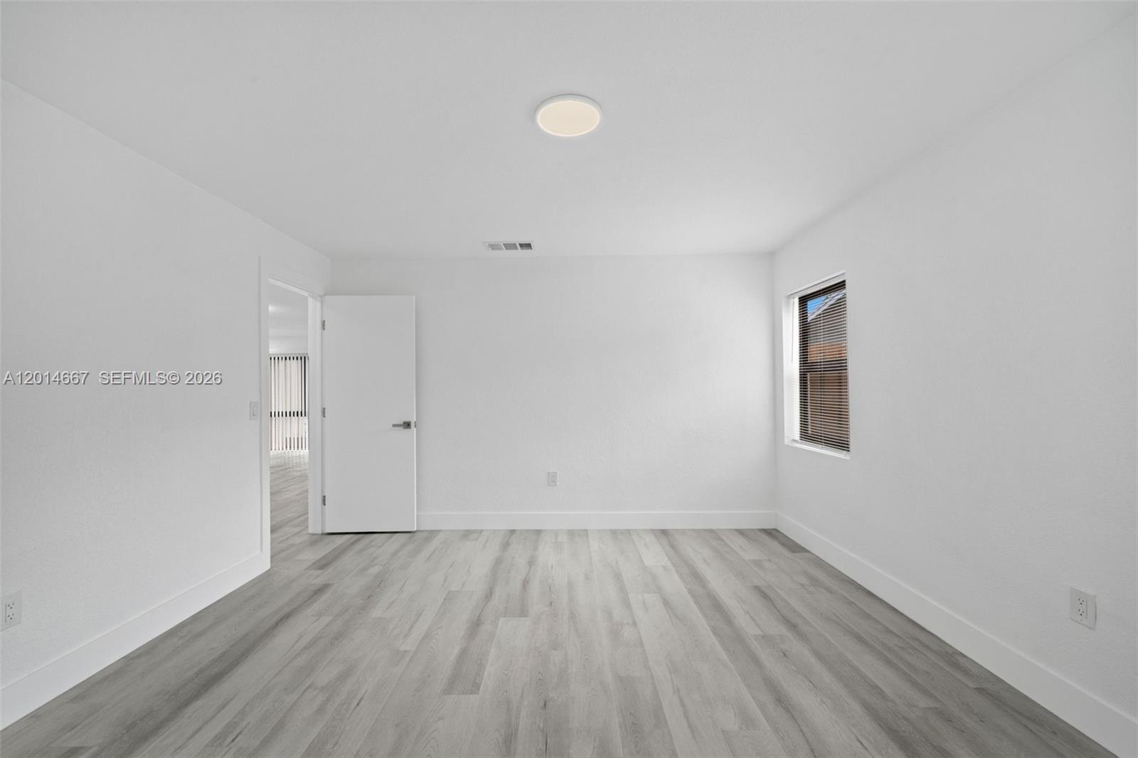 10171 NW 24th St, Sunrise FL 33322