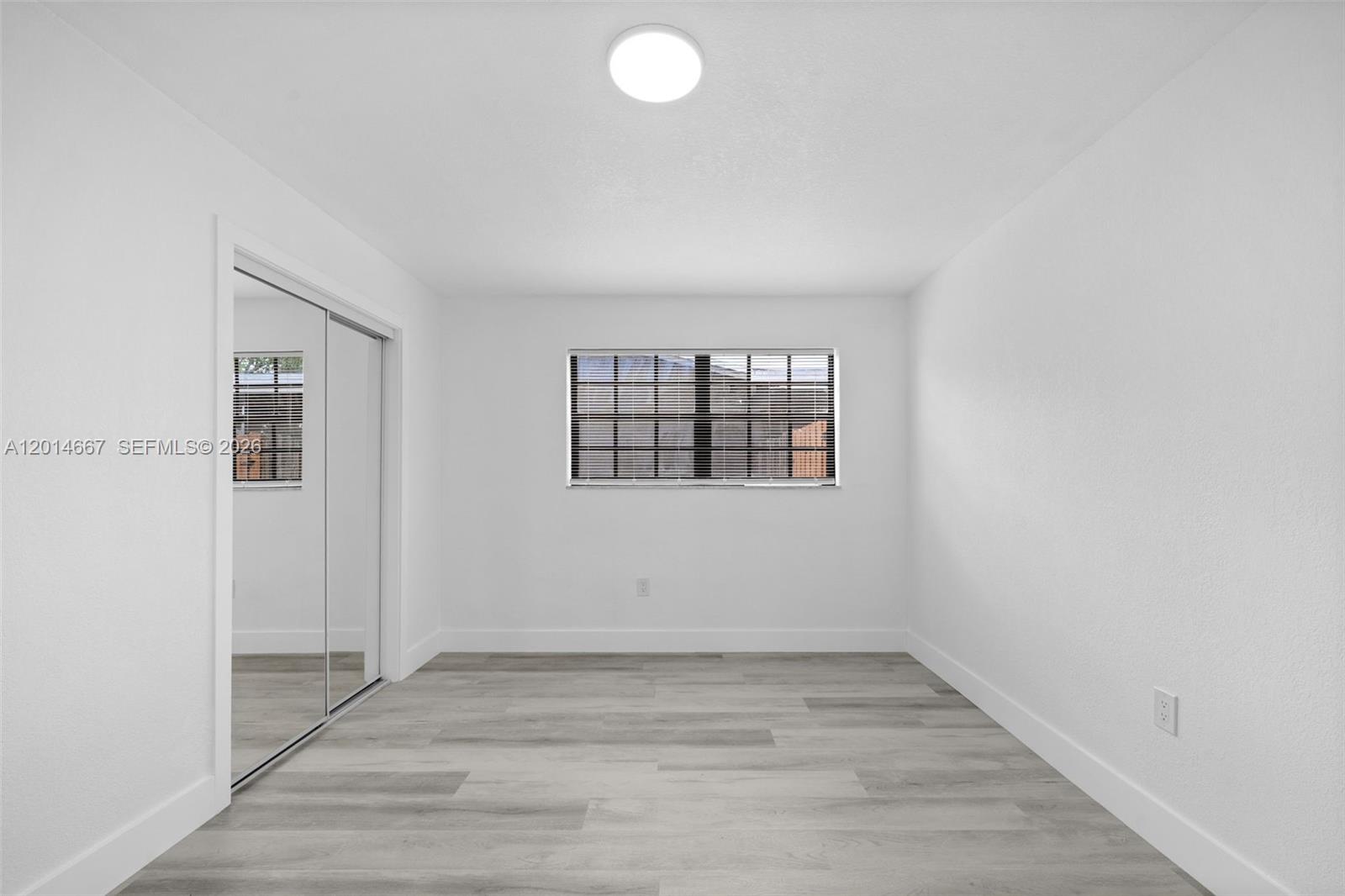 10171 NW 24th St, Sunrise FL 33322