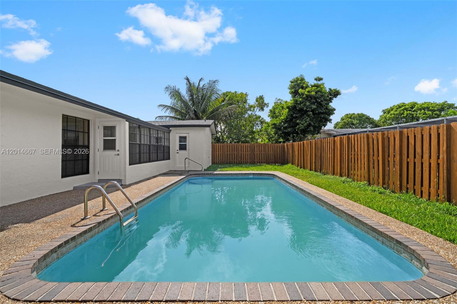 10171 NW 24th St, Sunrise FL 33322