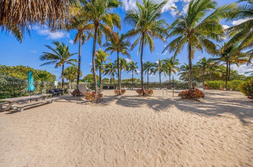 9172 Collins Ave #212, Surfside FL 33154