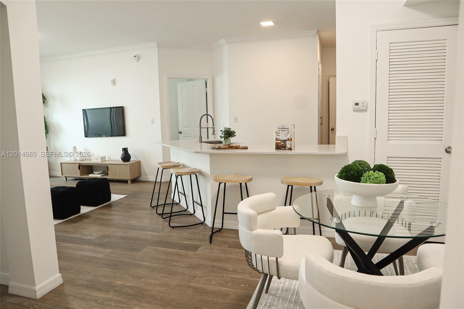 9172 Collins Ave #212, Surfside FL 33154