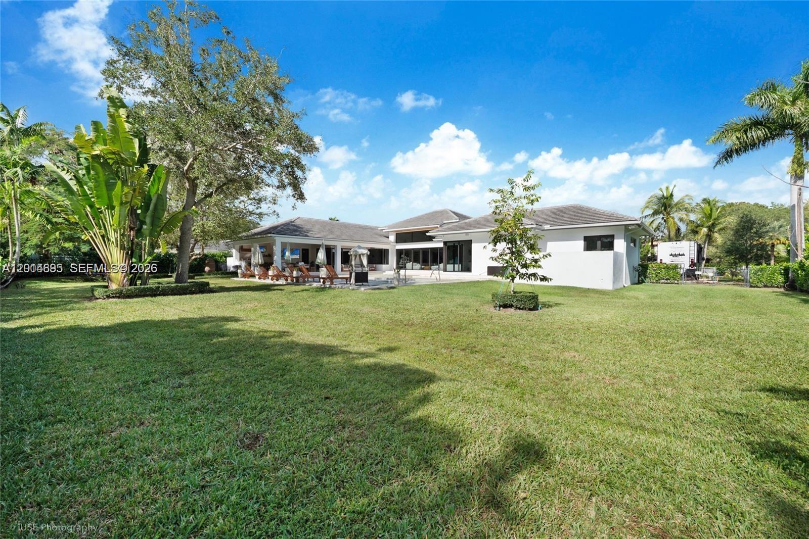 7830 SW 117th St, Pinecrest FL 33156