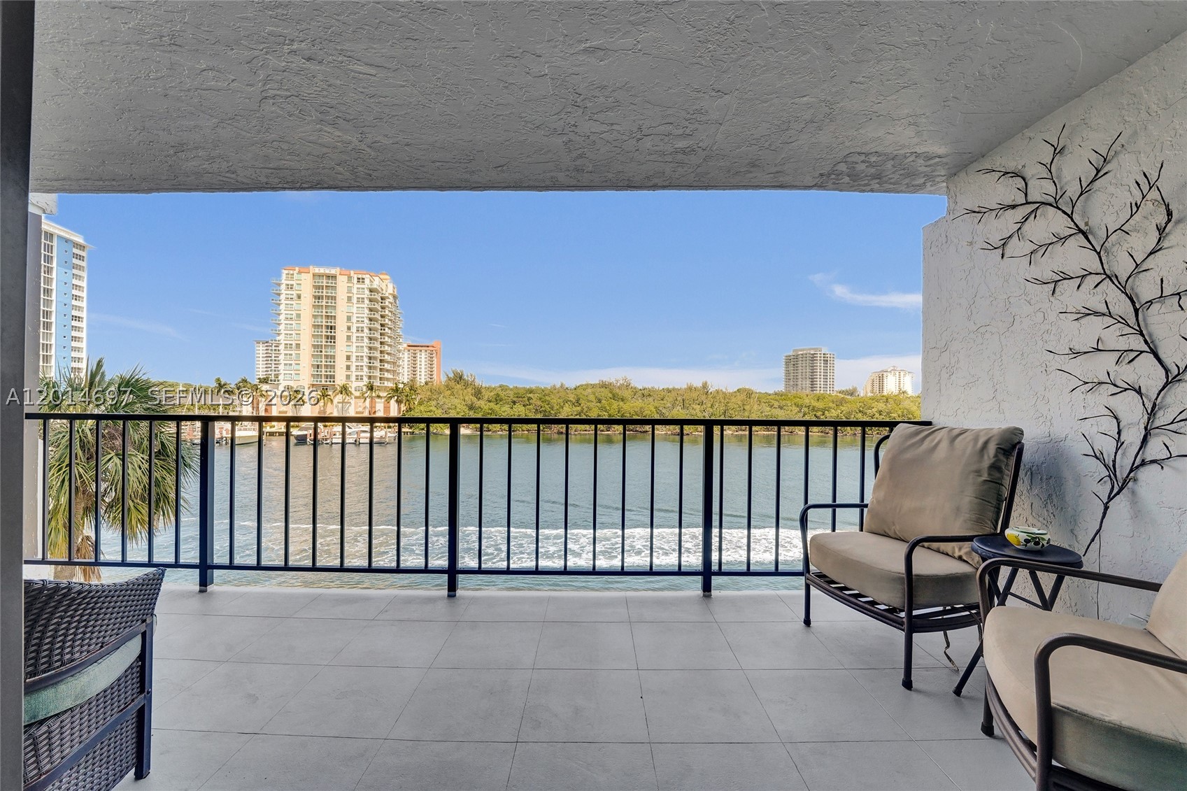 936 Intracoastal Dr #4F, Fort Lauderdale FL 33304