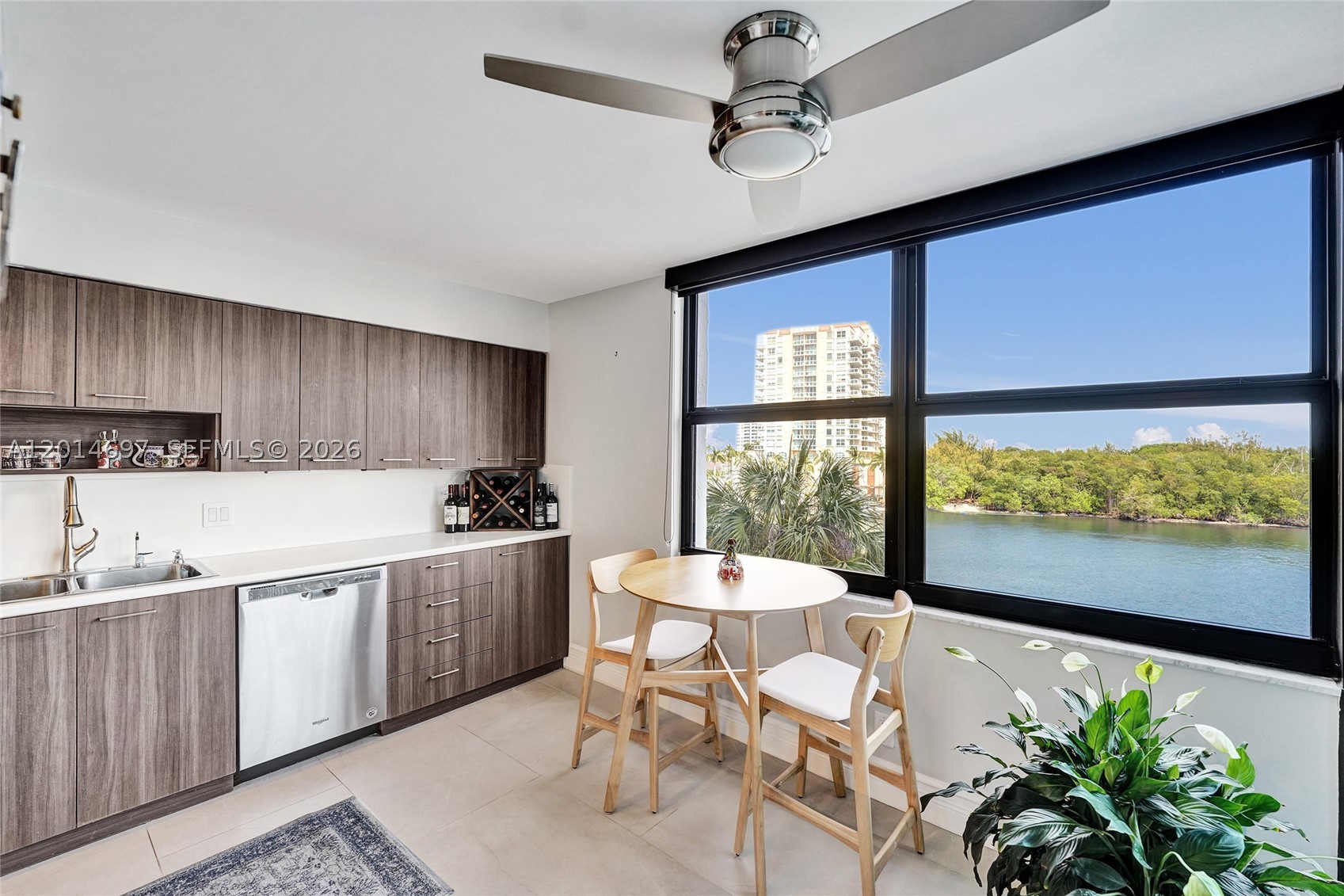 936 Intracoastal Dr #4F, Fort Lauderdale FL 33304