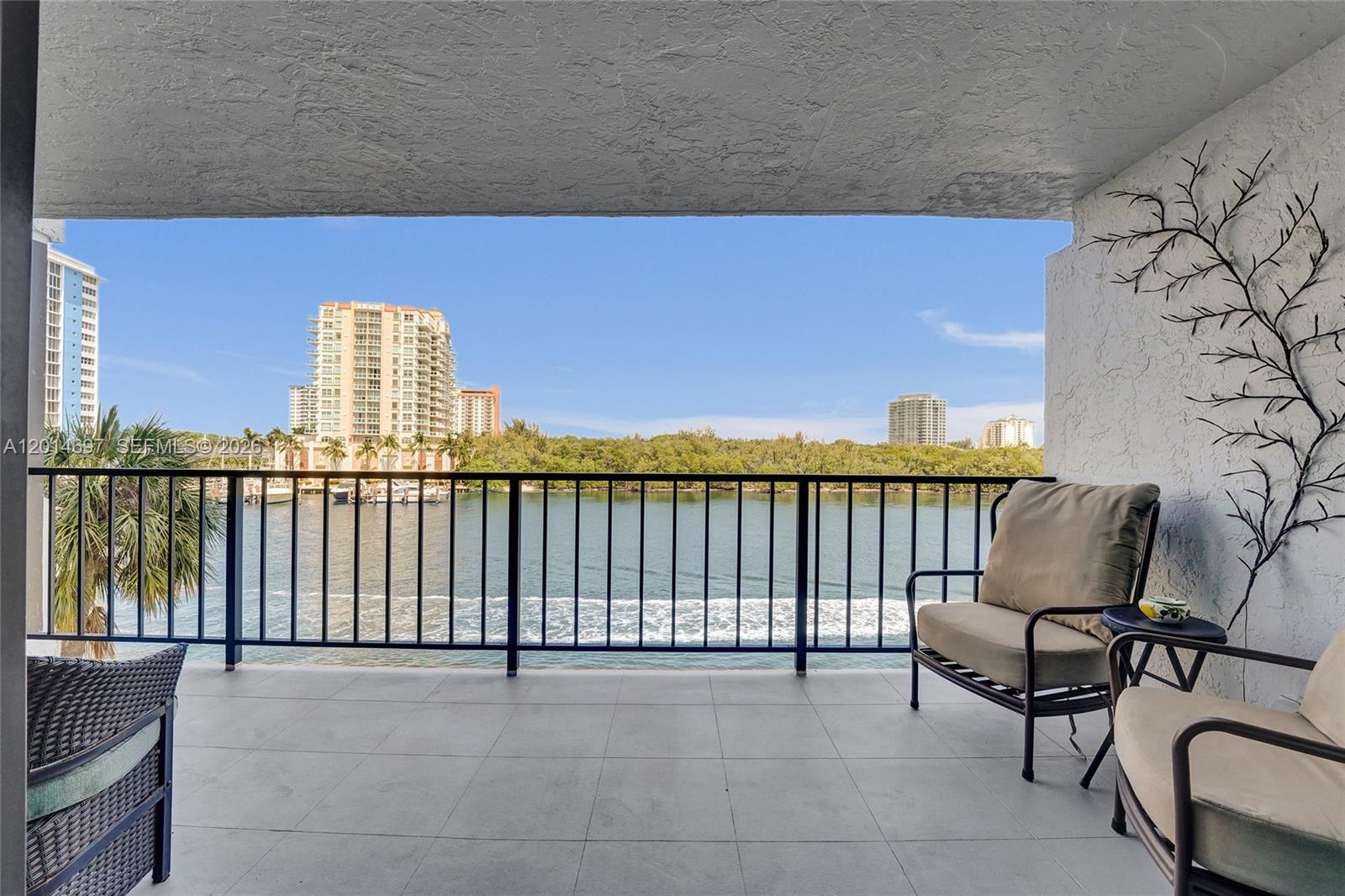 936 Intracoastal Dr #4F, Fort Lauderdale FL 33304