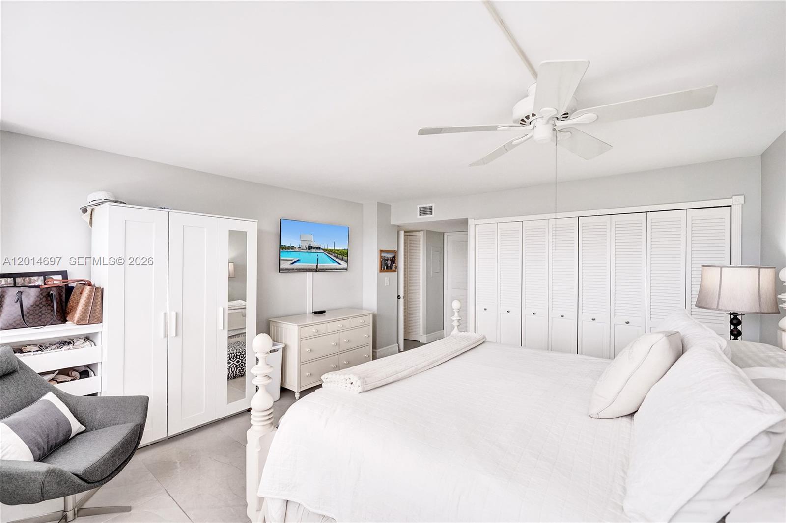 936 Intracoastal Dr #4F, Fort Lauderdale FL 33304