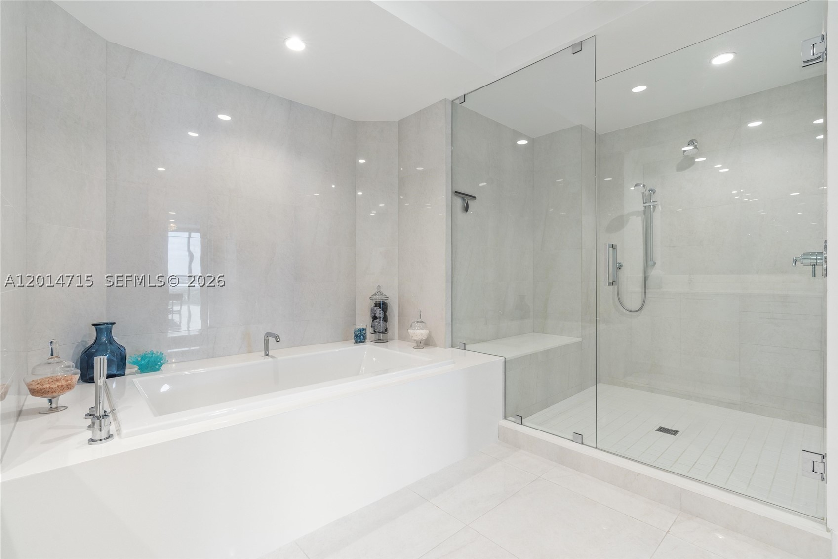 100 E Las Olas Blvd #4203, Fort Lauderdale FL 33301