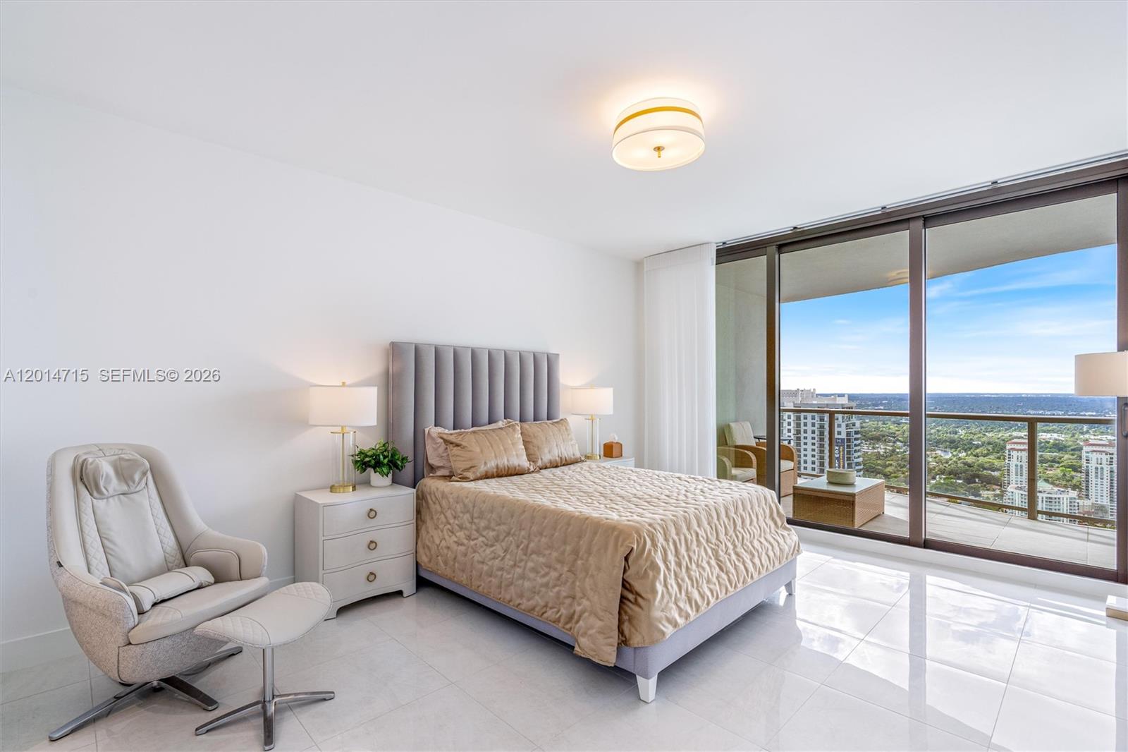 100 E Las Olas Blvd #4203, Fort Lauderdale FL 33301