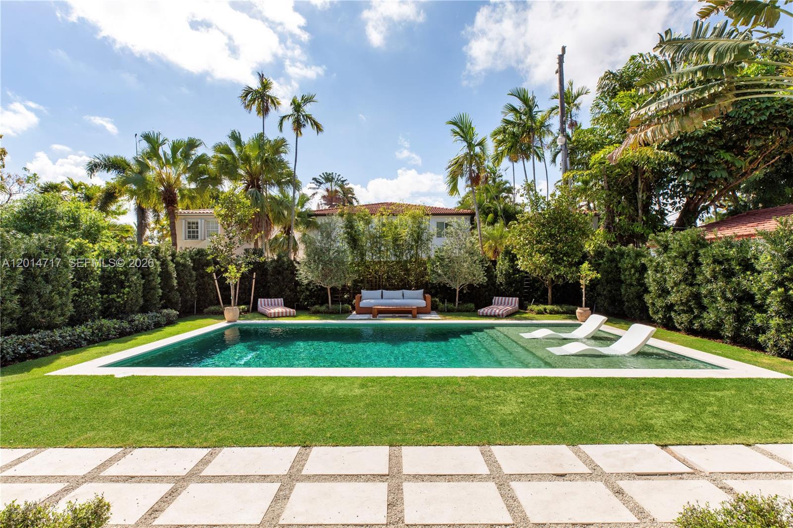 4430 Royal Palm Ave, Miami Beach FL 33140