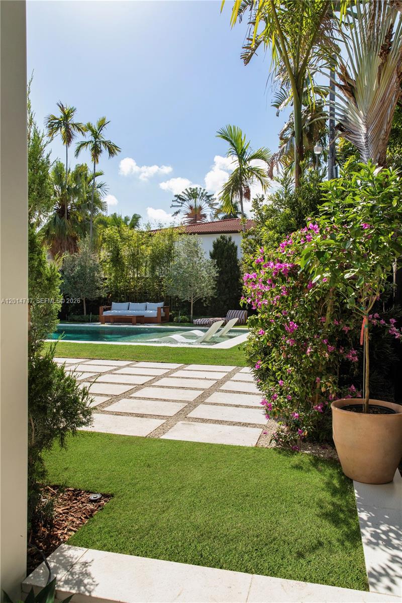 4430 Royal Palm Ave, Miami Beach FL 33140