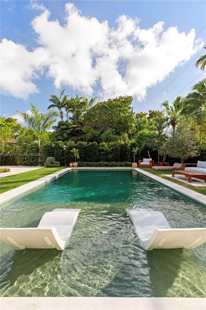 4430 Royal Palm Ave, Miami Beach FL 33140