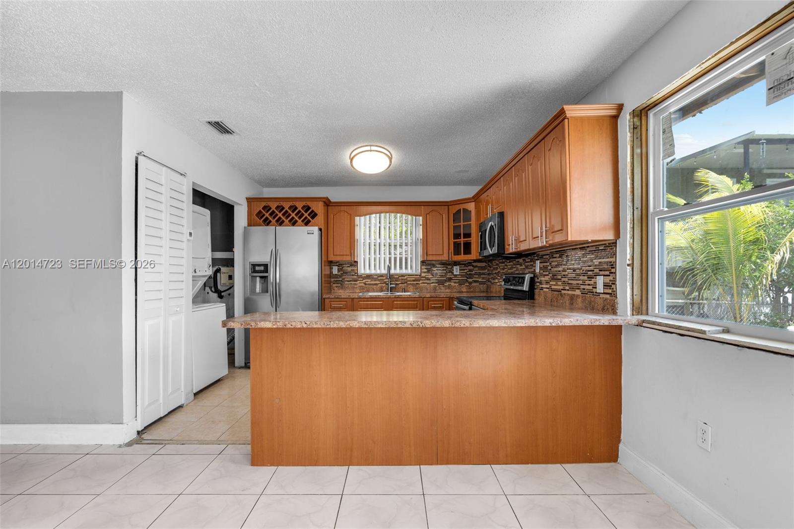 2385 NW 32nd St, Miami FL 33142