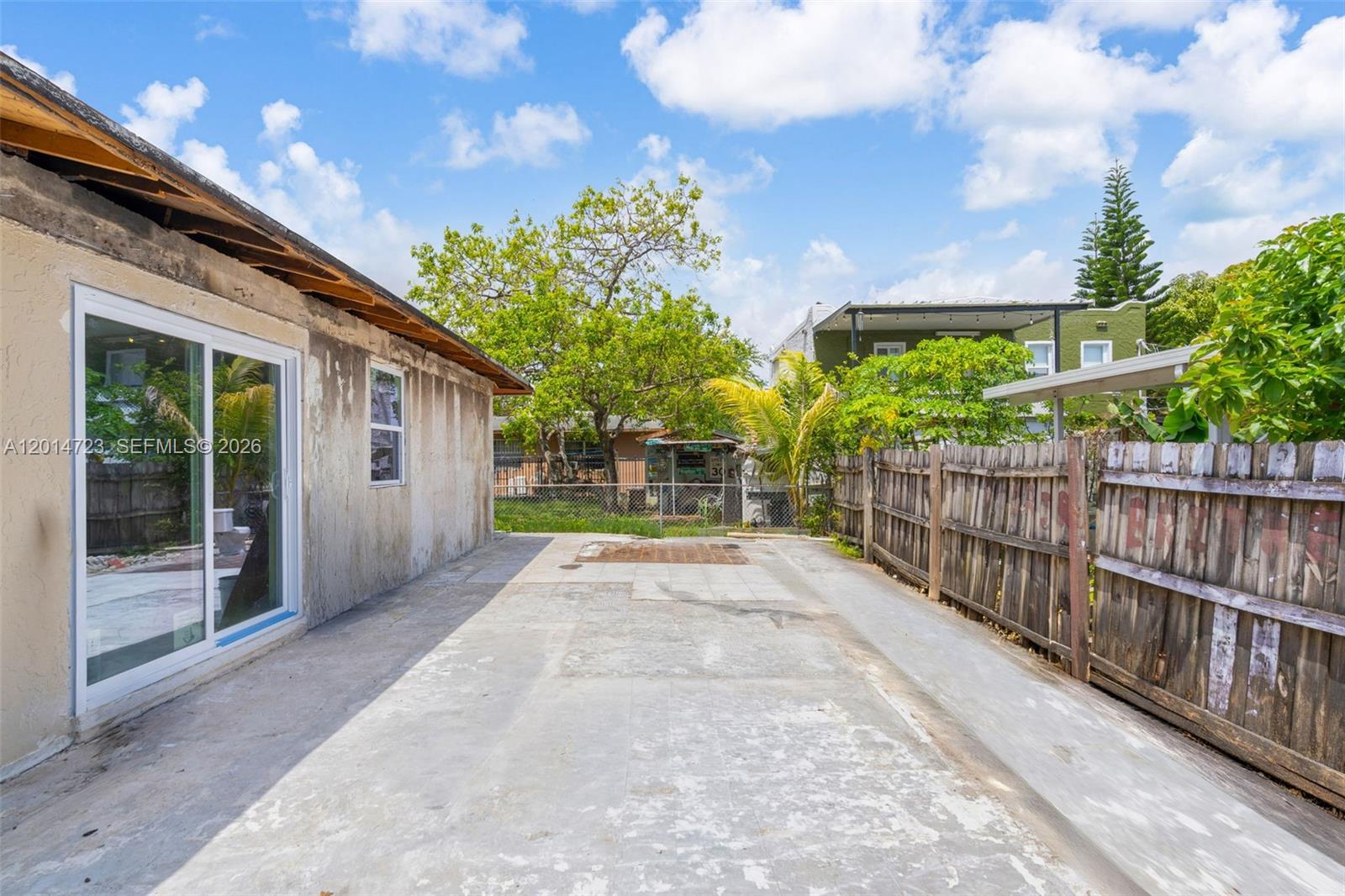 2385 NW 32nd St, Miami FL 33142