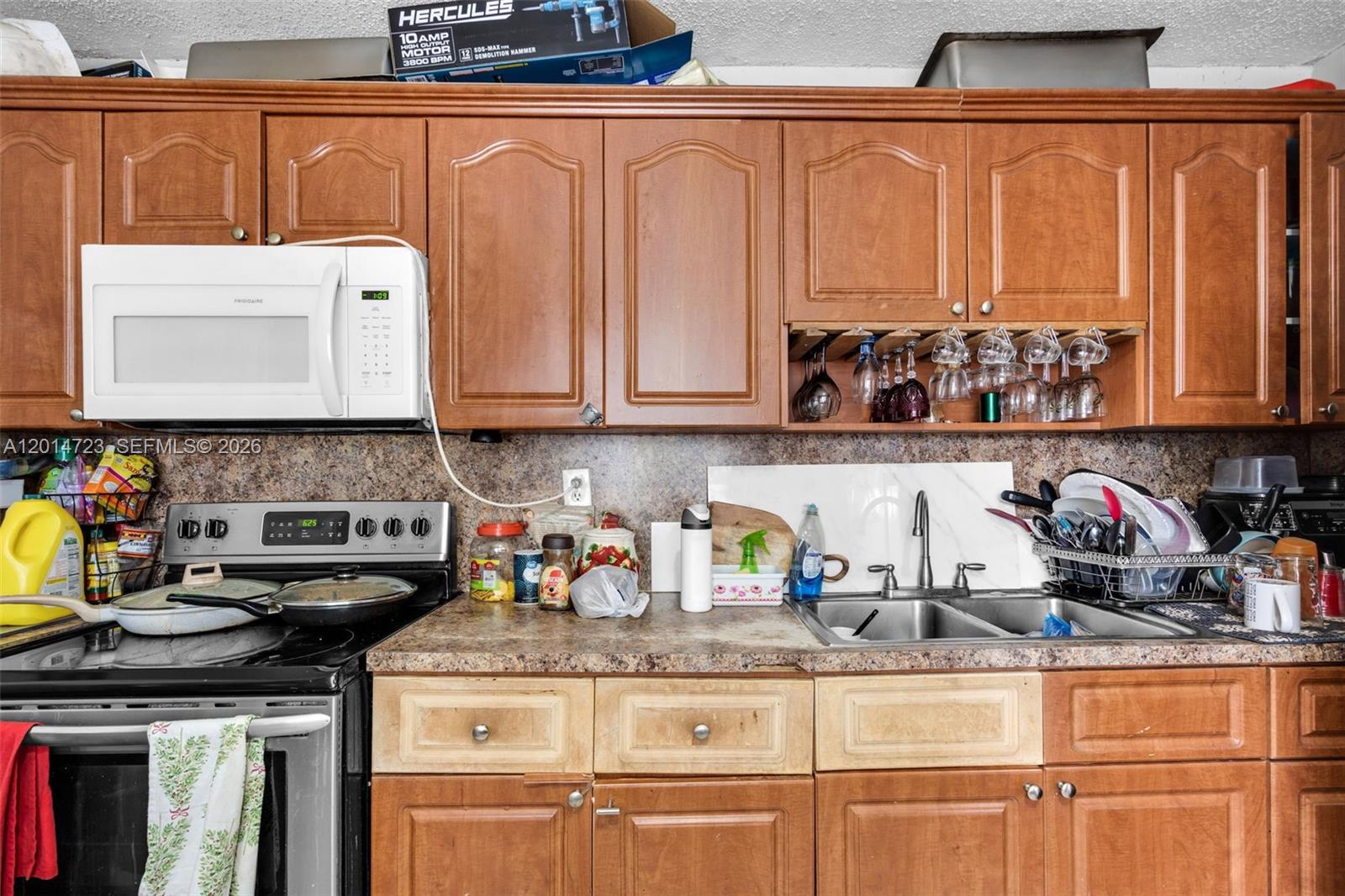 2385 NW 32nd St, Miami FL 33142