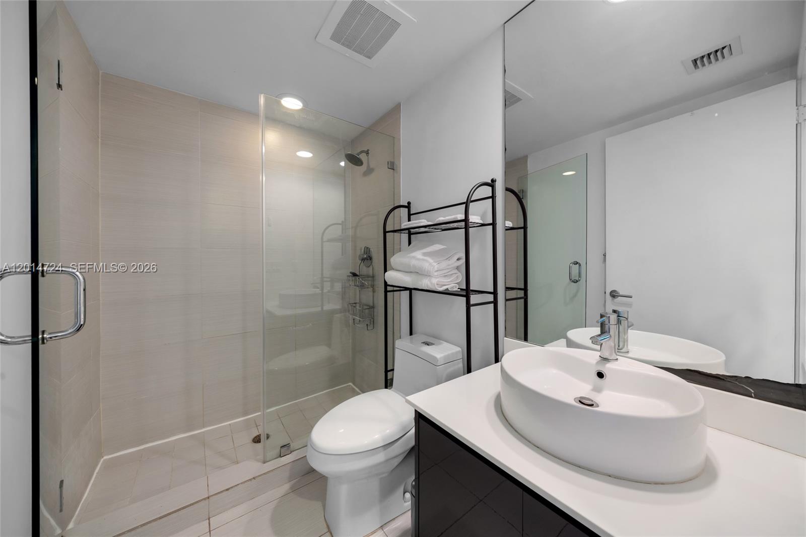 31 SE 6th St #907, Miami FL 33131