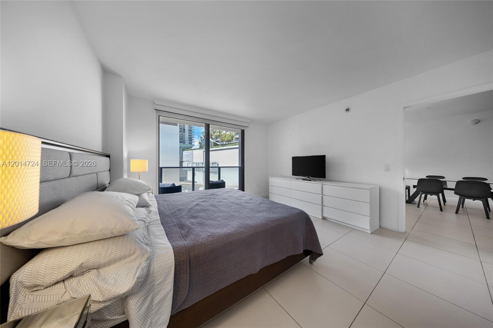 31 SE 6th St #907, Miami FL 33131