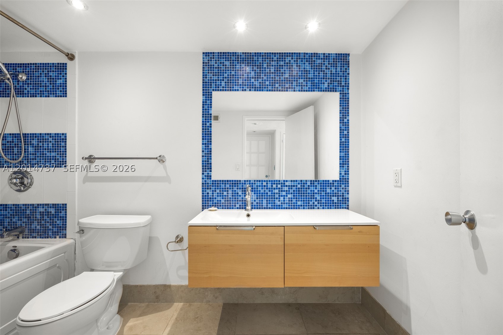900 Bay Dr #1005 + Dock DS14, Miami Beach FL 33141