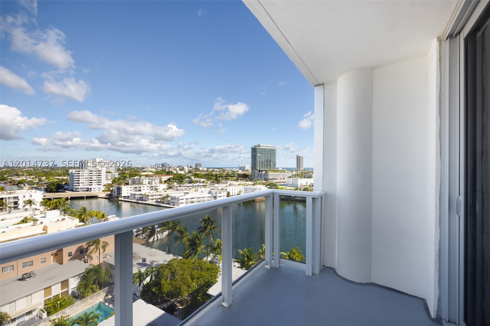 900 Bay Dr #1005 + Dock DS14, Miami Beach FL 33141