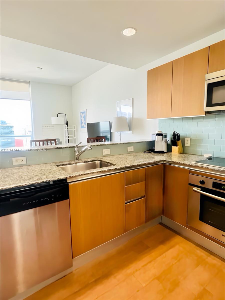 1060 Brickell Ave #3709, Miami FL 33131