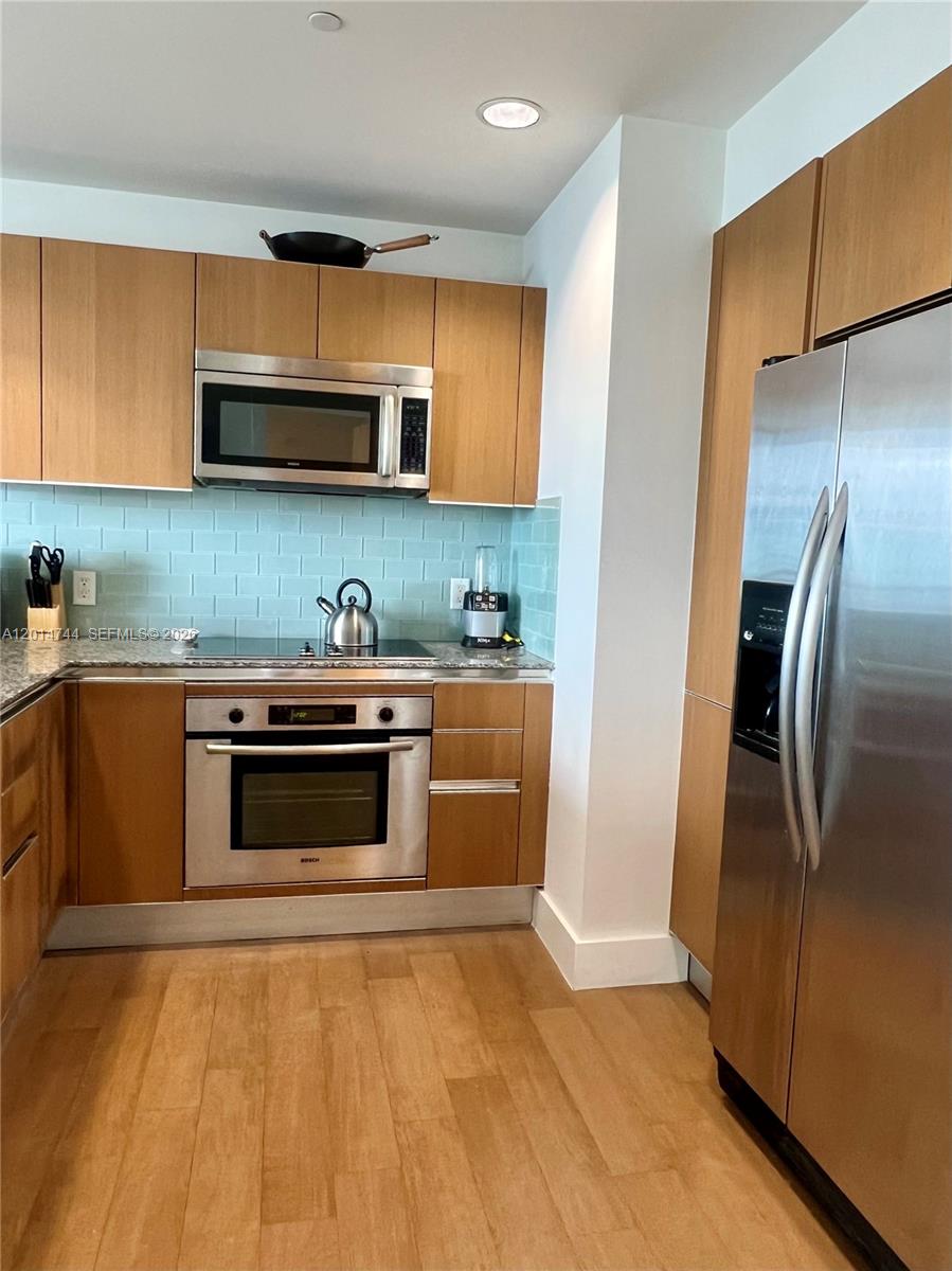 1060 Brickell Ave #3709, Miami FL 33131