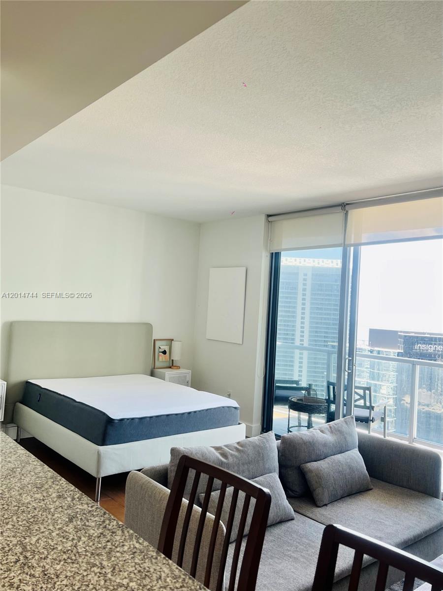 1060 Brickell Ave #3709, Miami FL 33131