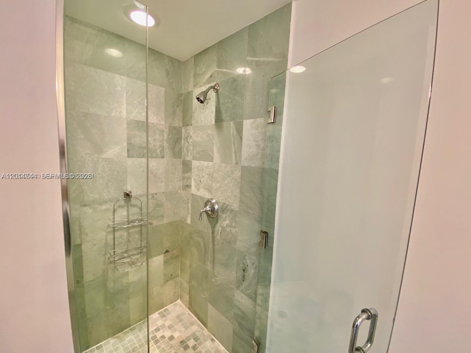 1060 Brickell Ave #3709, Miami FL 33131