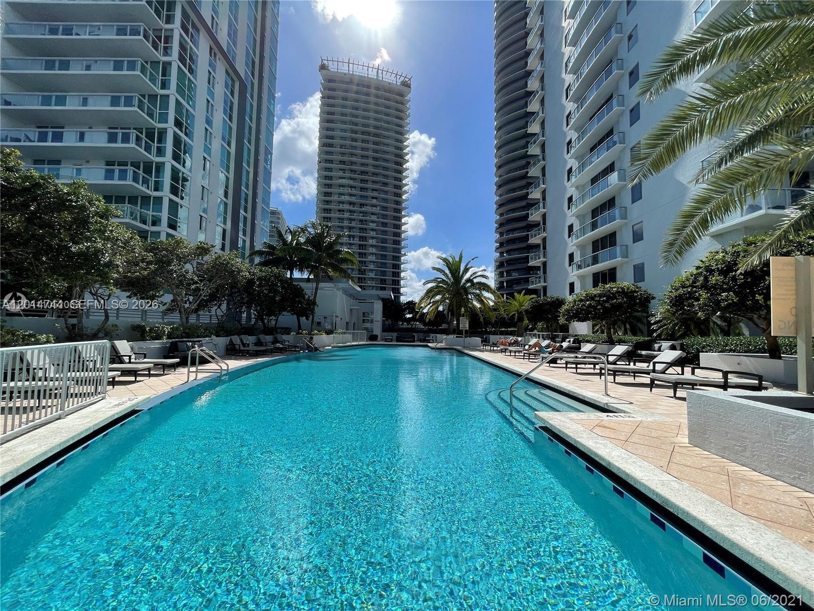 1060 Brickell Ave #3709, Miami FL 33131
