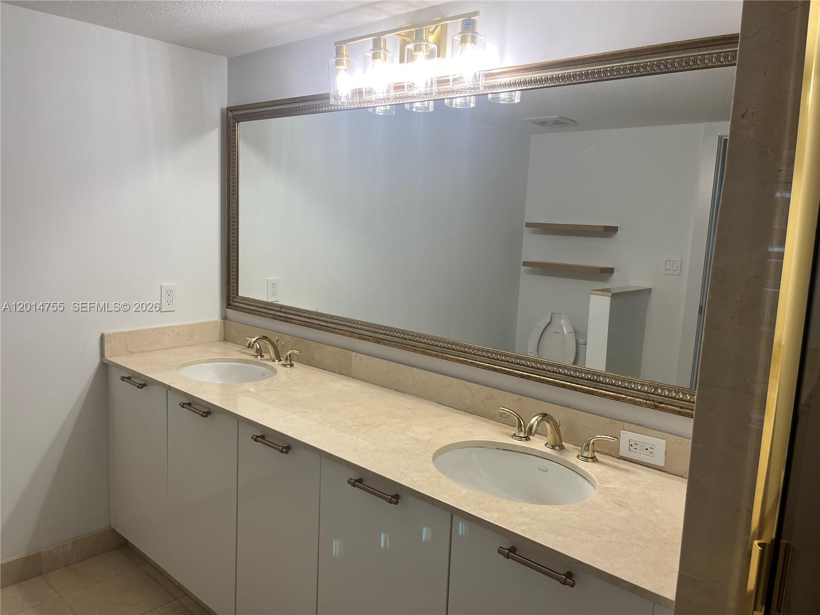 1800 N Bayshore Dr #614, Miami FL 33132