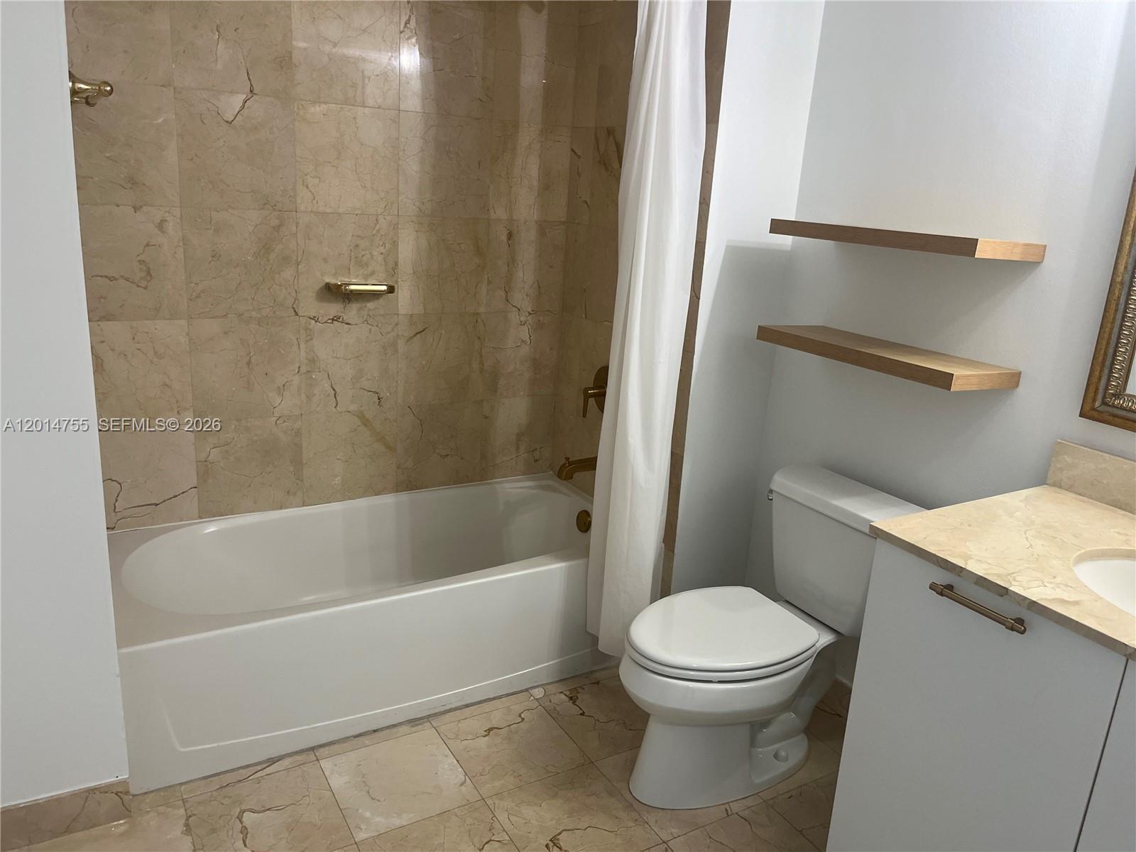 1800 N Bayshore Dr #614, Miami FL 33132