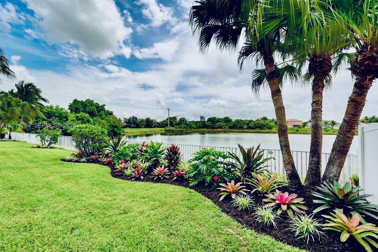 1580 SW 164th Ave, Pembroke Pines FL 33027