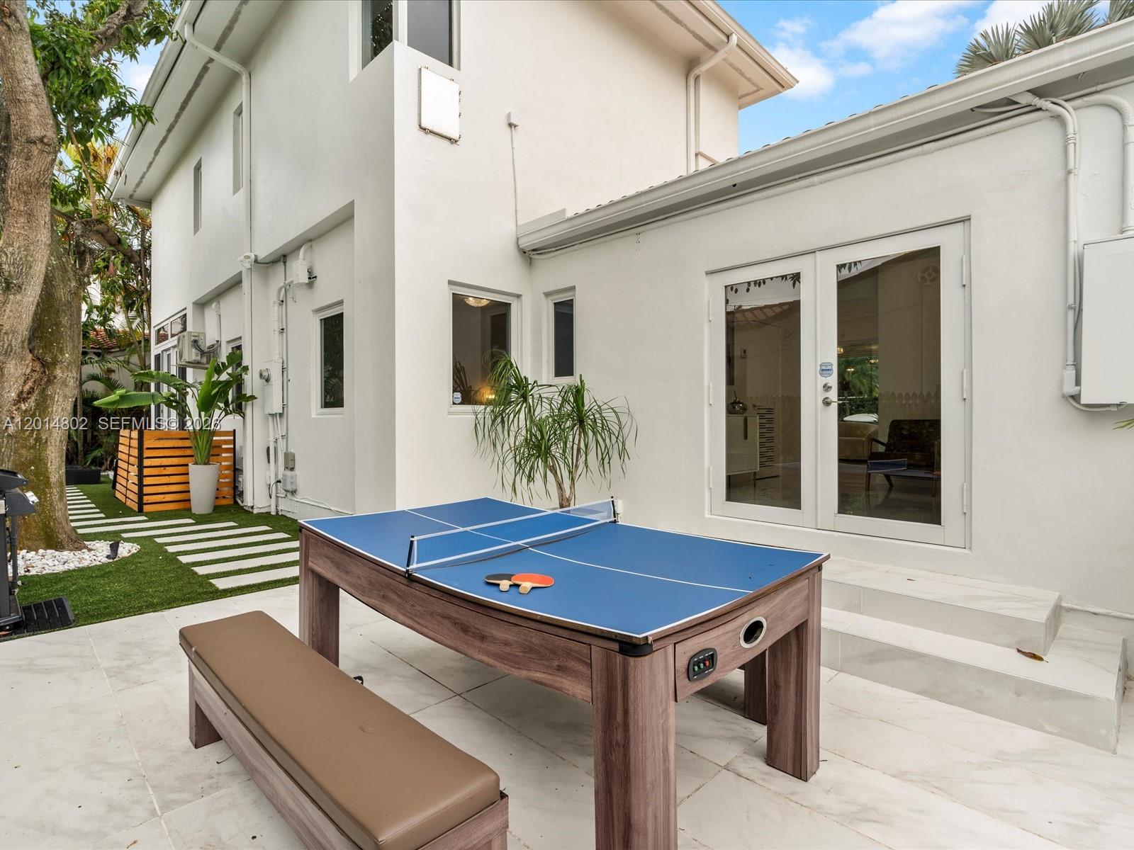 825 SW 23rd Rd #1, Miami FL 33129