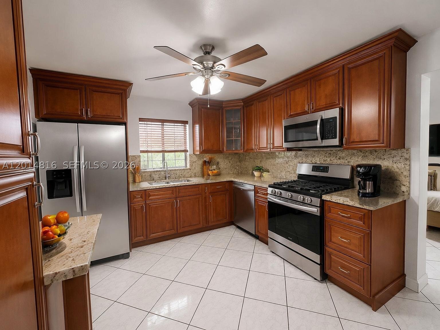 951 E 18th St, Hialeah FL 33013