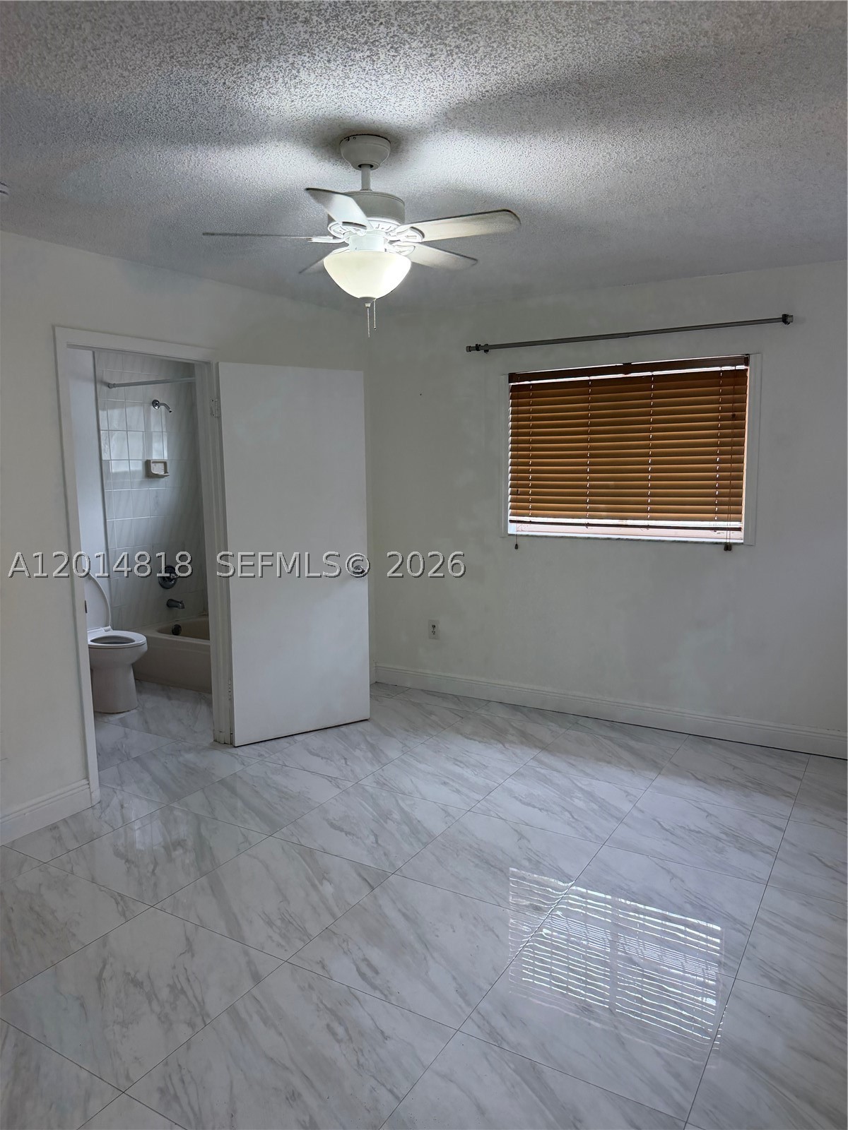 7101 W 24th Ave #14, Hialeah FL 33016