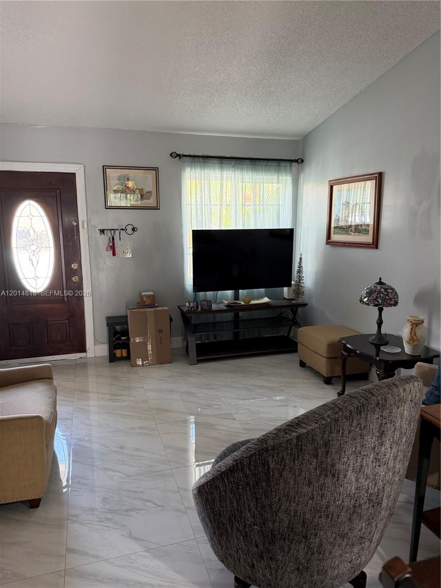 7101 W 24th Ave #14, Hialeah FL 33016