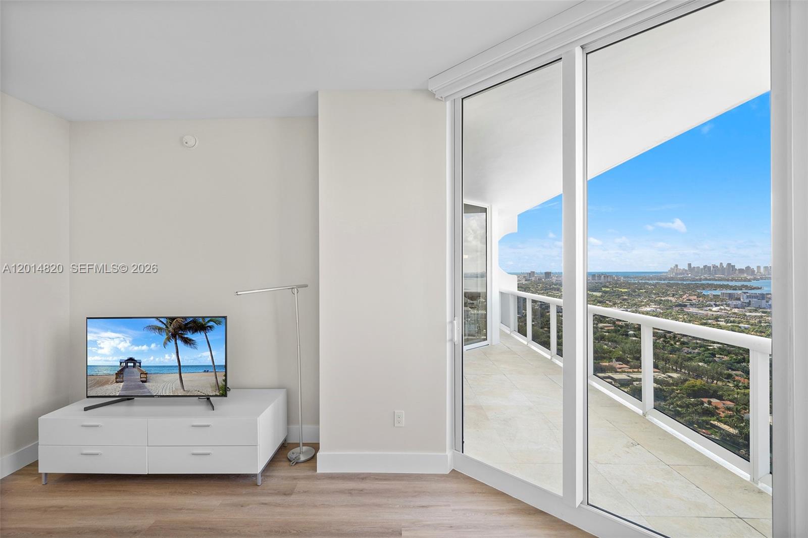 4775 Collins Ave #PH4306, Miami Beach FL 33140